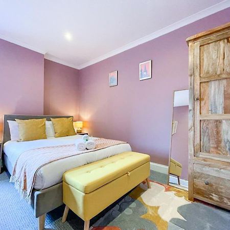 Appartamento Lively & Energetic 2Br On The Royal Mile Edimburgo Esterno foto