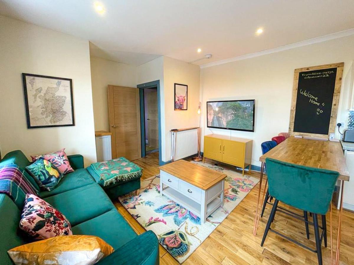 Appartamento Lively & Energetic 2Br On The Royal Mile Edimburgo Esterno foto