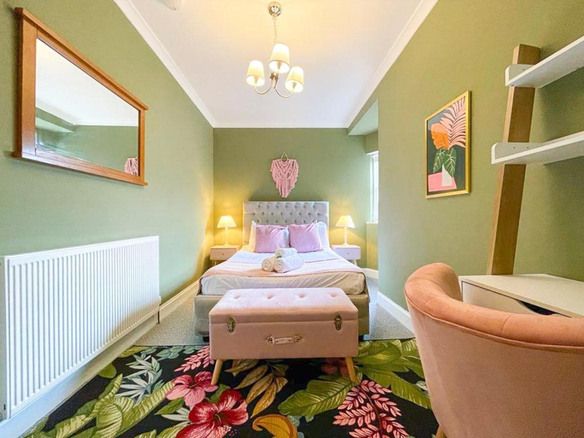 Appartamento Lively & Energetic 2Br On The Royal Mile Edimburgo Esterno foto