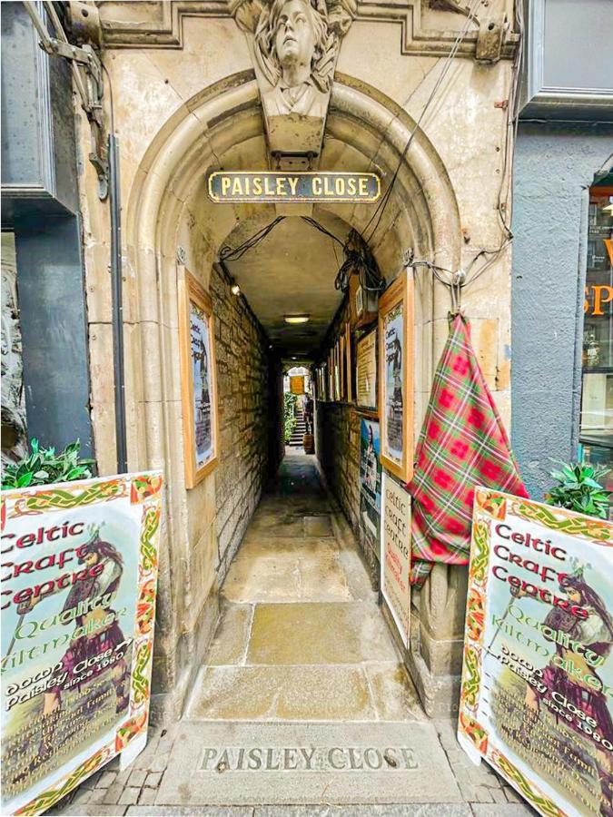 Appartamento Lively & Energetic 2Br On The Royal Mile Edimburgo Esterno foto
